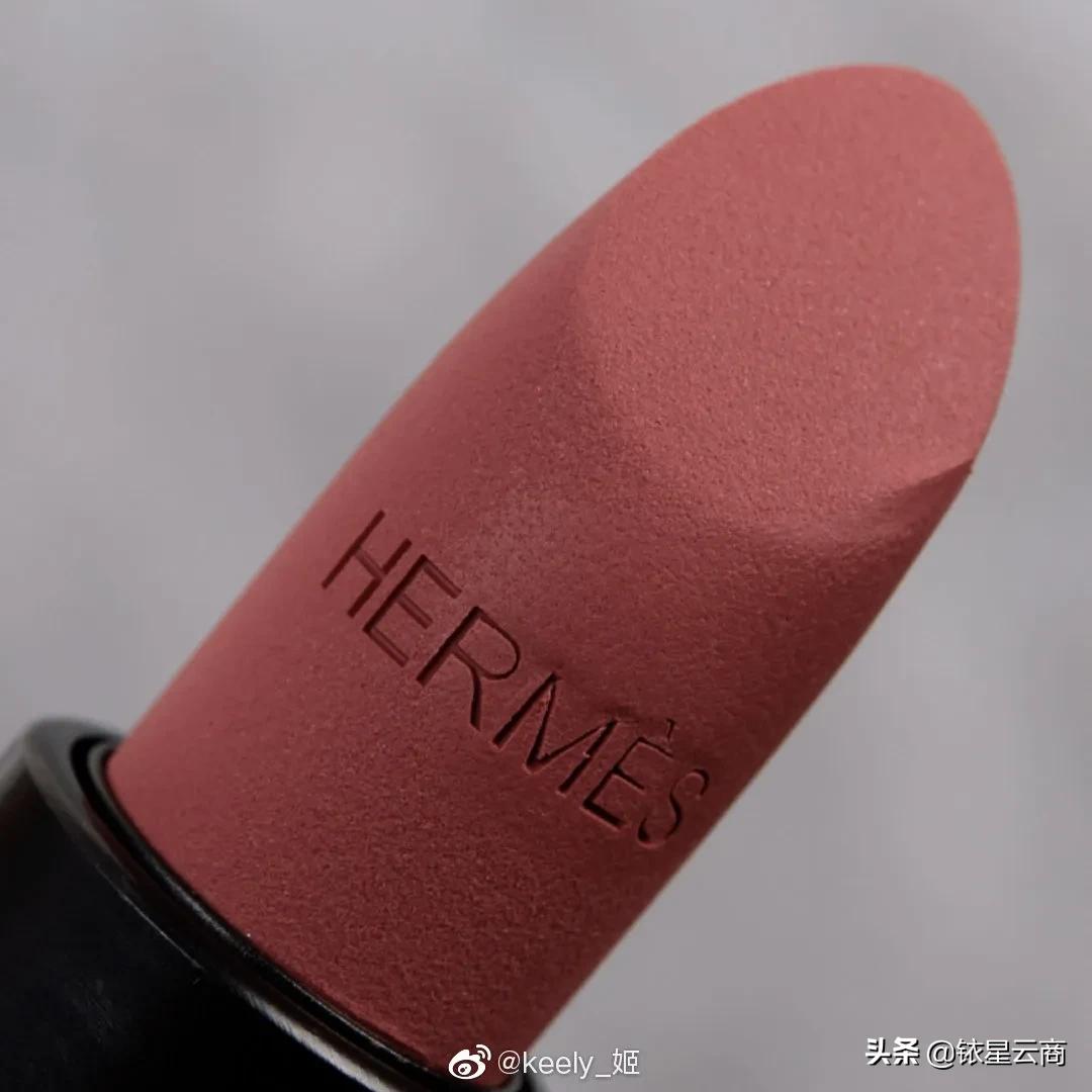爱马仕口红爆红！“口红经济”时代来临了？