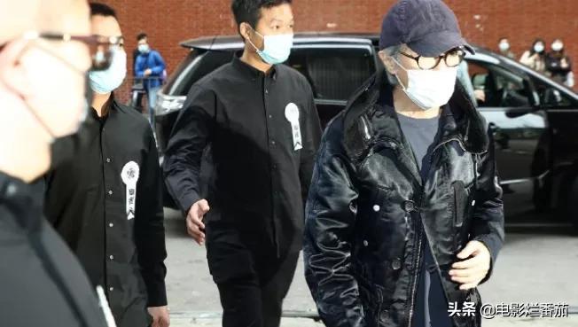 看看周星驰是如何坚持下去的,周星驰低谷时期的生活