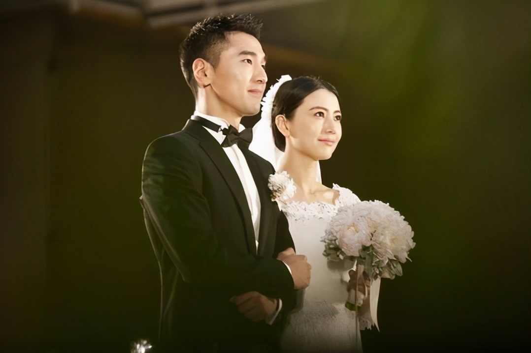 被公公挑剔、感情风评不好又怎样？高圆圆有视她如珍宝的赵又廷啊