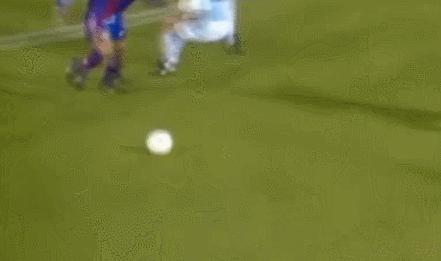 孙兴慜武磊射门时间,客场打韩国武磊将对决孙兴慜