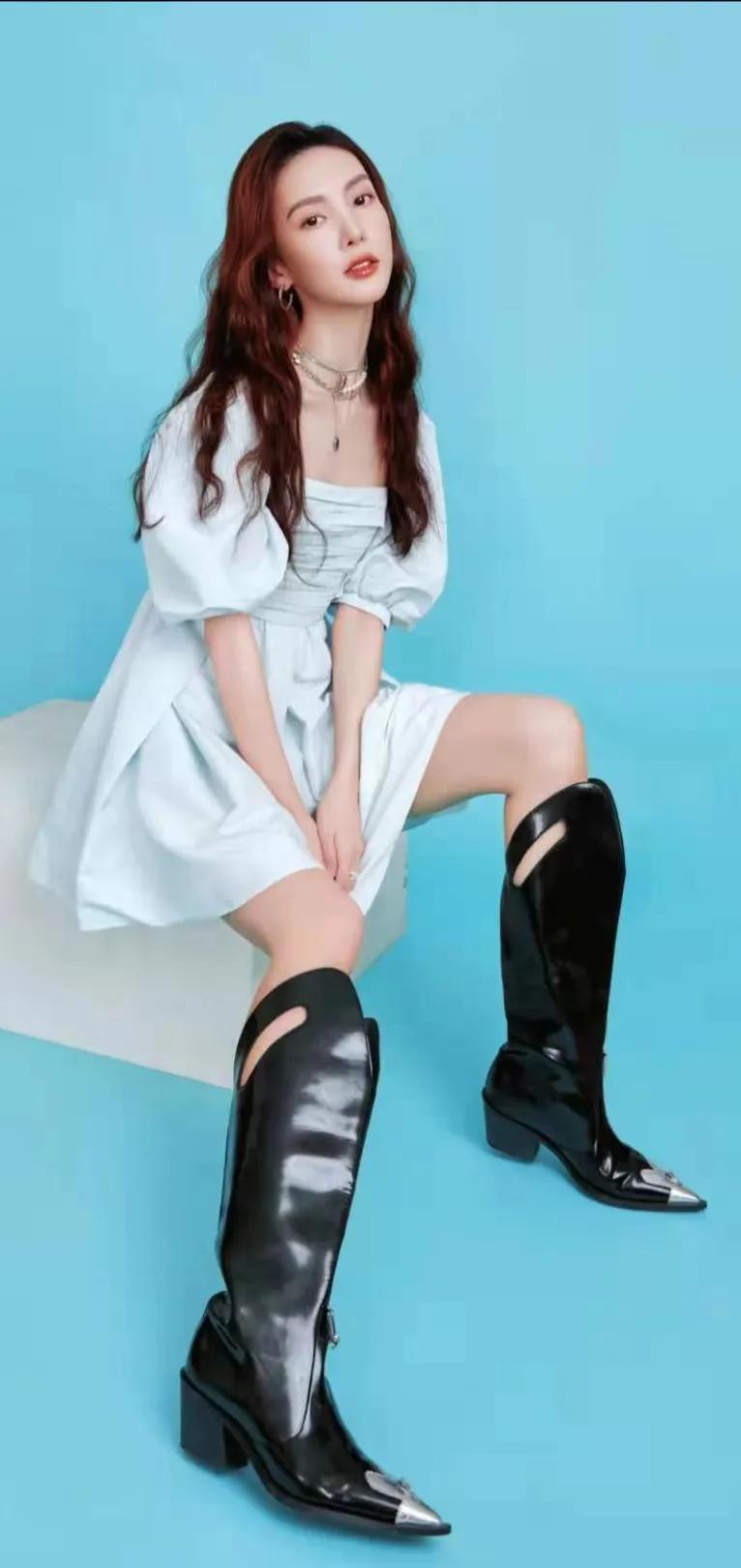 明星穿搭图片素材,明星新款服装图片大全