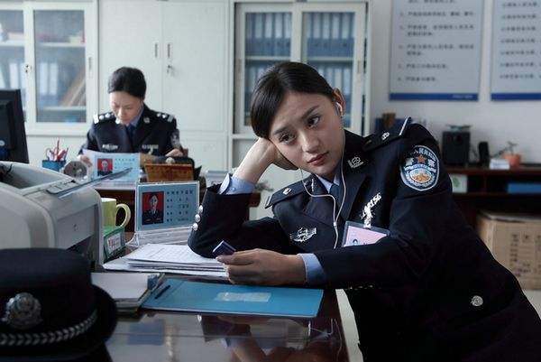 男朋友家里人对他很好我感觉自卑,男朋友对我很好但我也会多愁善感