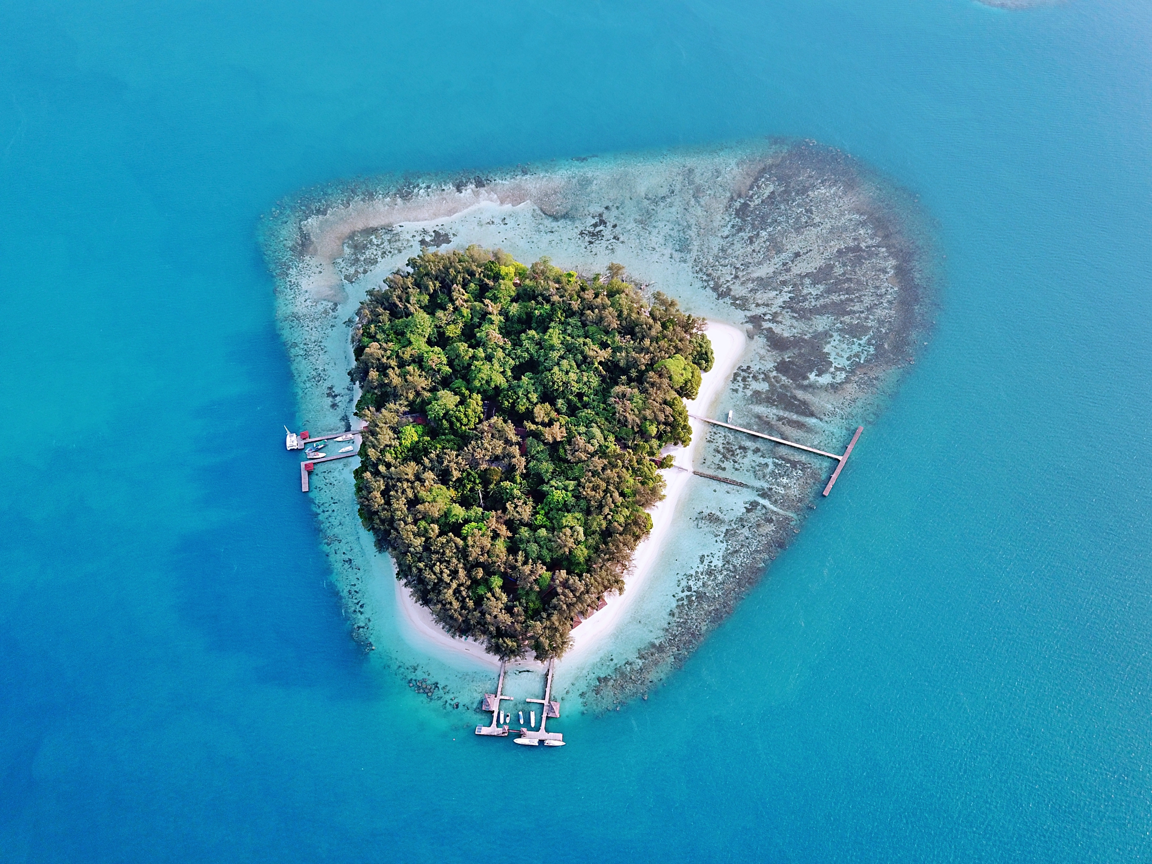 印尼跟团游深度探索当地人文风情,印尼朝圣之旅