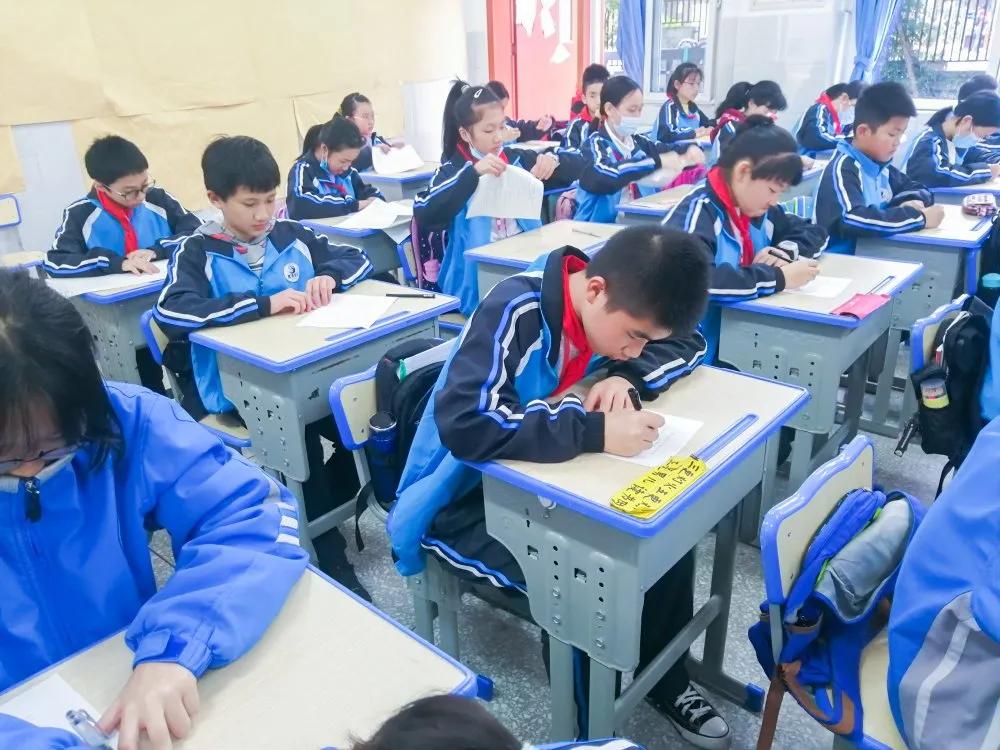 廉洁文化进校园习习清风浸我心——红光思源学校主题教育系列活动亮点多