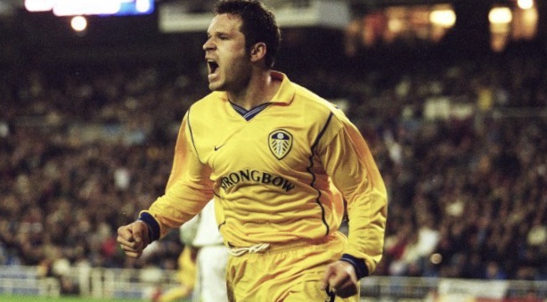 维杜卡实力,澳大利亚前锋维杜卡头球