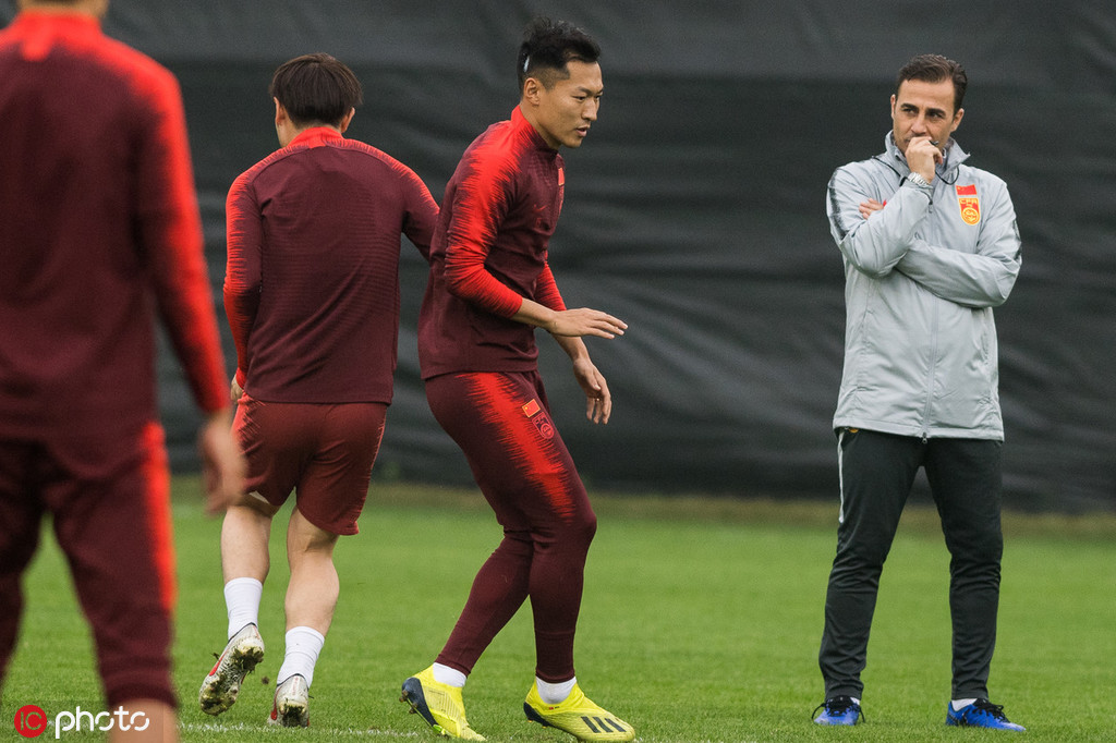 PP体育国足VS泰国前瞻：卡帅首考隔空PK里皮武郜不在谁来进球