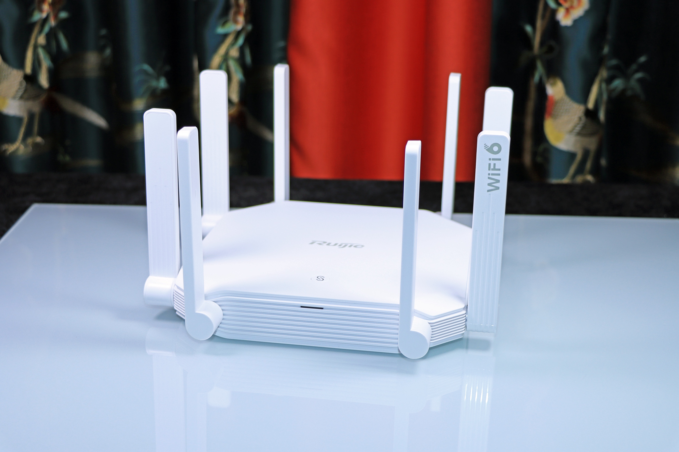 让所有人都能用得起我们的产品,锐捷星耀x32pro与x60pro路由器