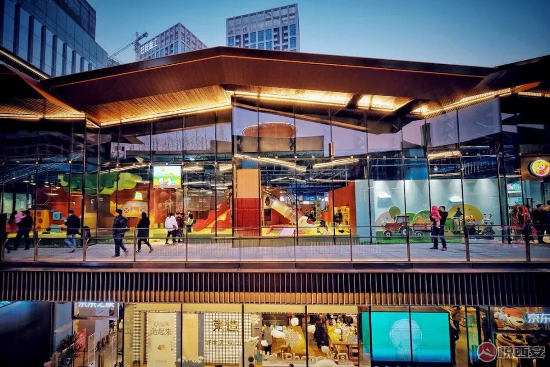 玩转曲江|灯光、音响,准备!曲江创意谷北街开业啦!