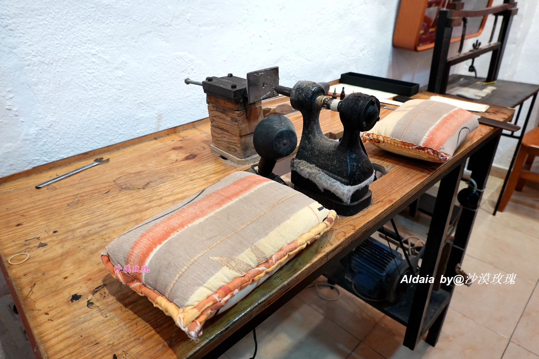 折扇起源于明清时代对吗,折扇是日本传的吗