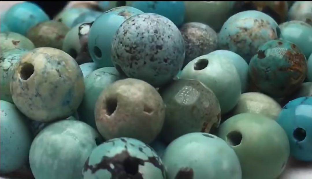 老绿松石与新绿松石价格对比,真正的绿松石价格是多少