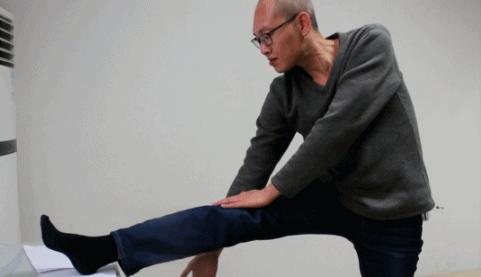 膀胱经腰痛如何疏通,拉伸膀胱经缓解坐骨神经