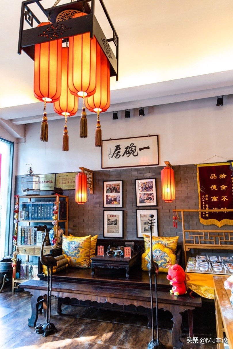 不想出门看人山人海只想在家,不想看千篇一律的风景