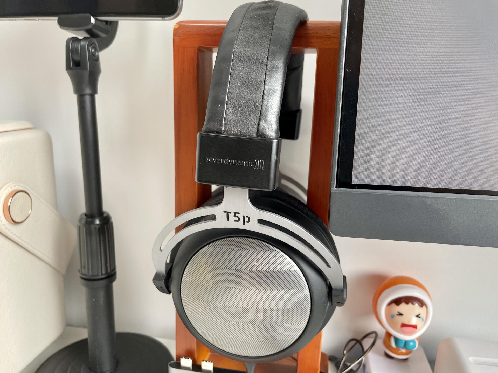 舒适、高效、护眼——业余撰稿人的“平民”桌搭方案