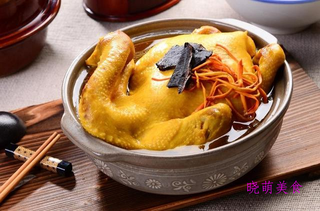 红参红枣枸杞炖老鸡汤的做法大全,鹿茸山参煲鸡汤的做法