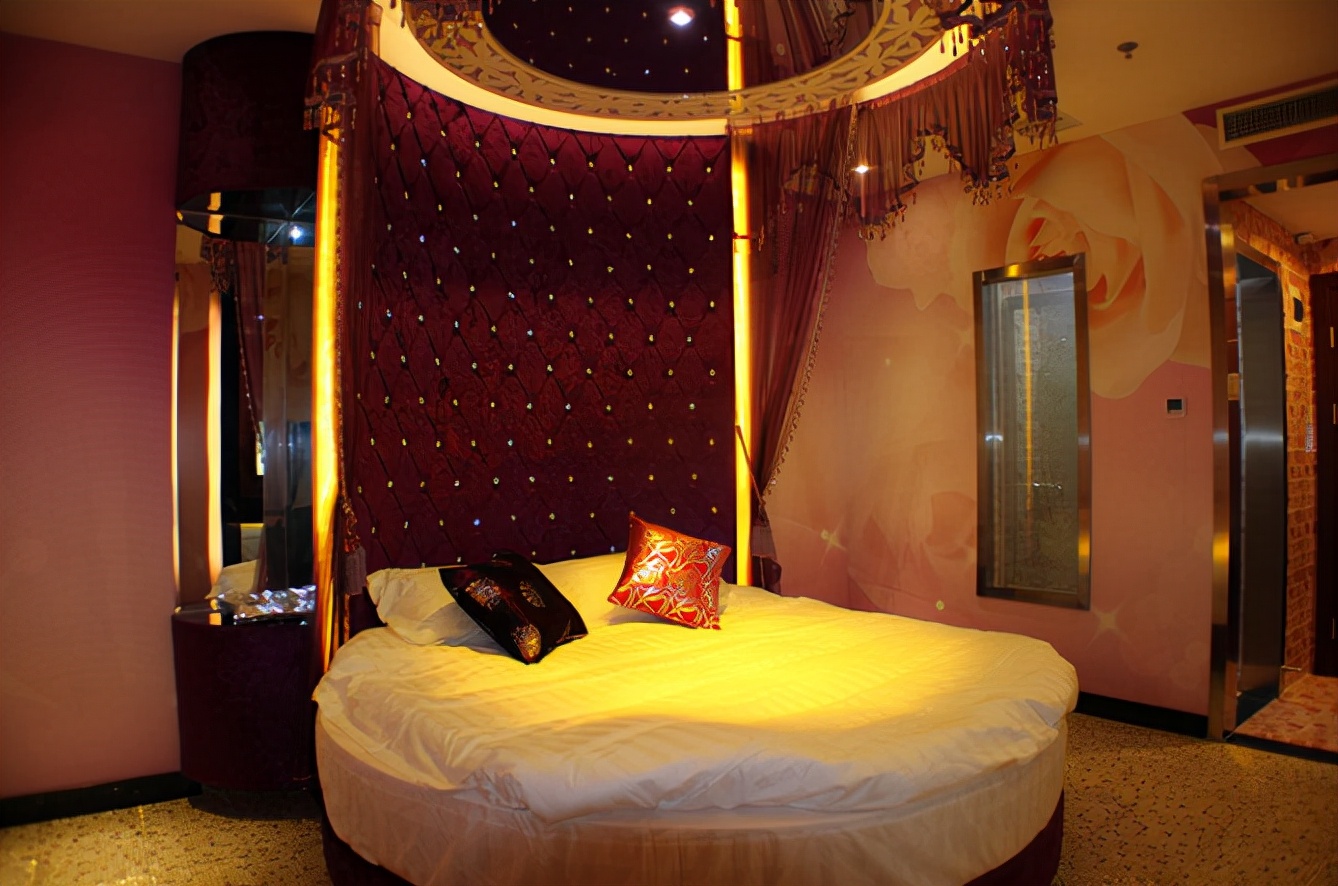 为什么情侣房的床是圆的,为什么情侣酒店都是用圆床