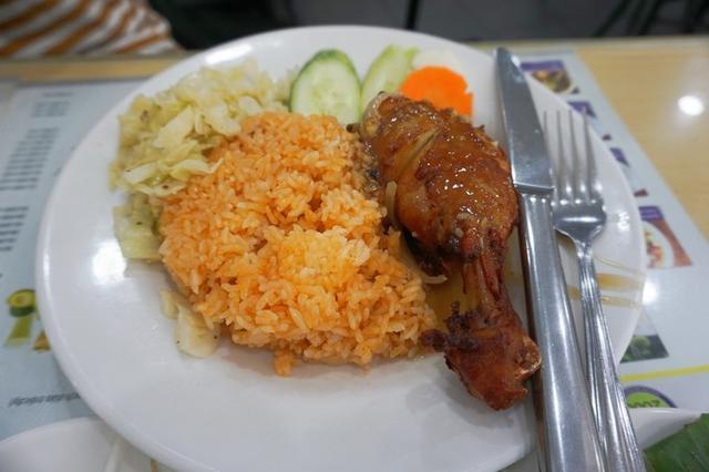 越南美女带妹子出游,越南美女旅游团