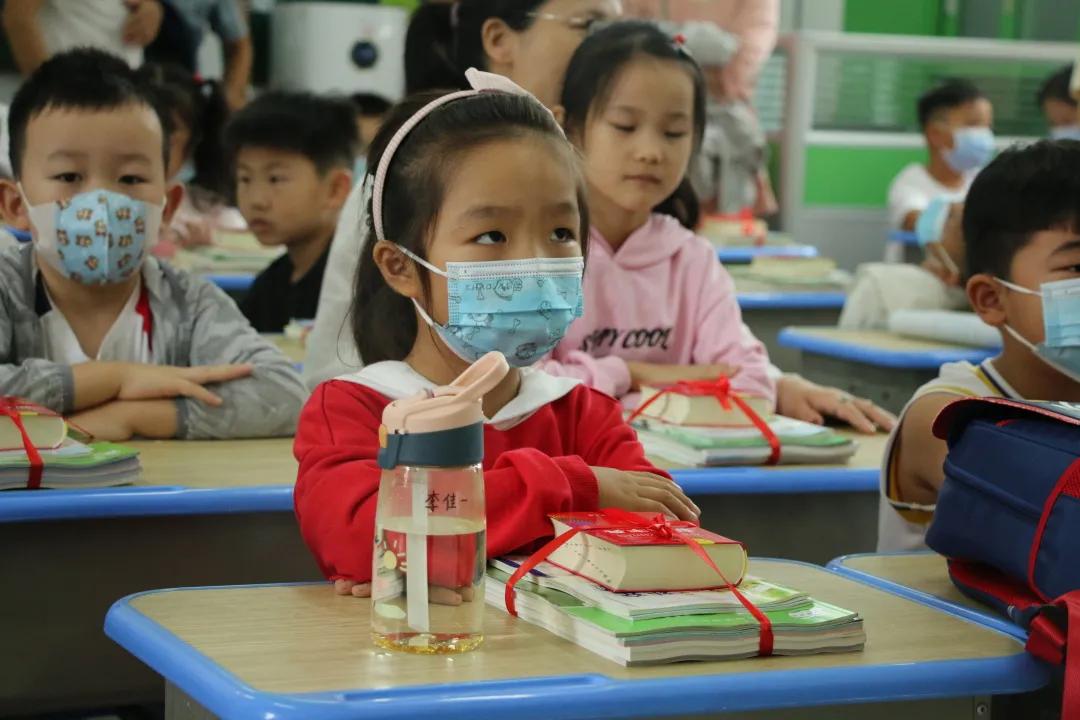 华山路小学新生一年级入学仪式,云兴小学城东分校招生标准