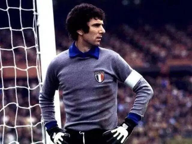 足坛十大门神视频,足坛门将五十名