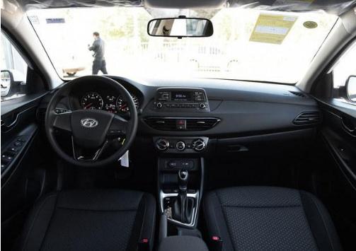 配置高又便宜油耗低的车,现代悦动怎么样值不值得买