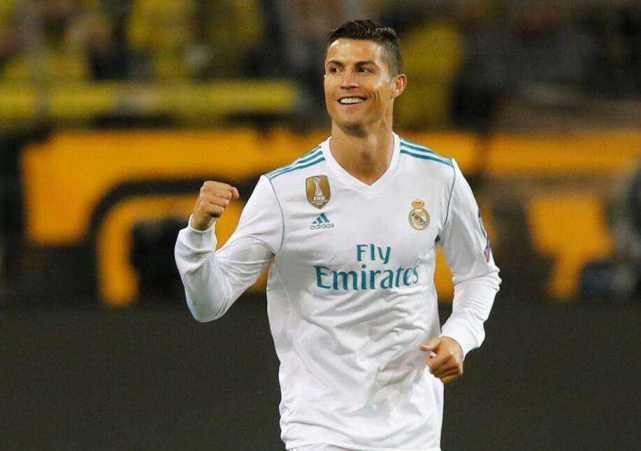 C罗32冠全纪录:国家队两冠极其重要,30岁后拿下14冠前无古人