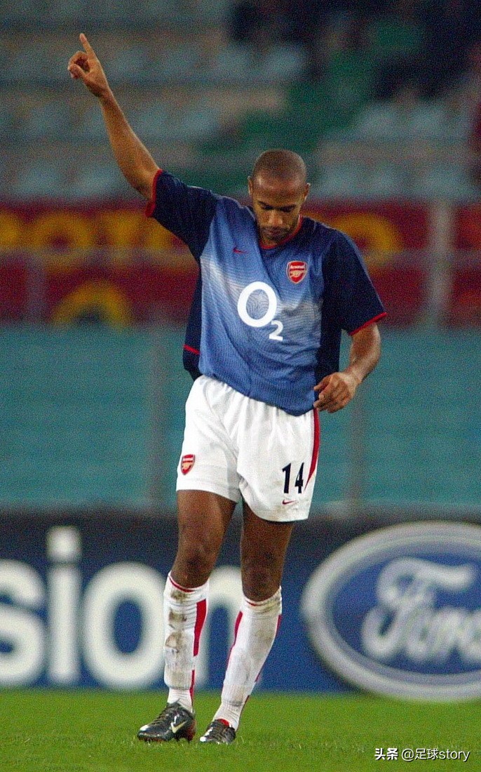 他是永恒的枪王之王，世界欠他一个“世界足球先生”