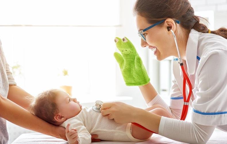 夏天长痱子怎么快速消除,新生儿夏天生痱子怎么办