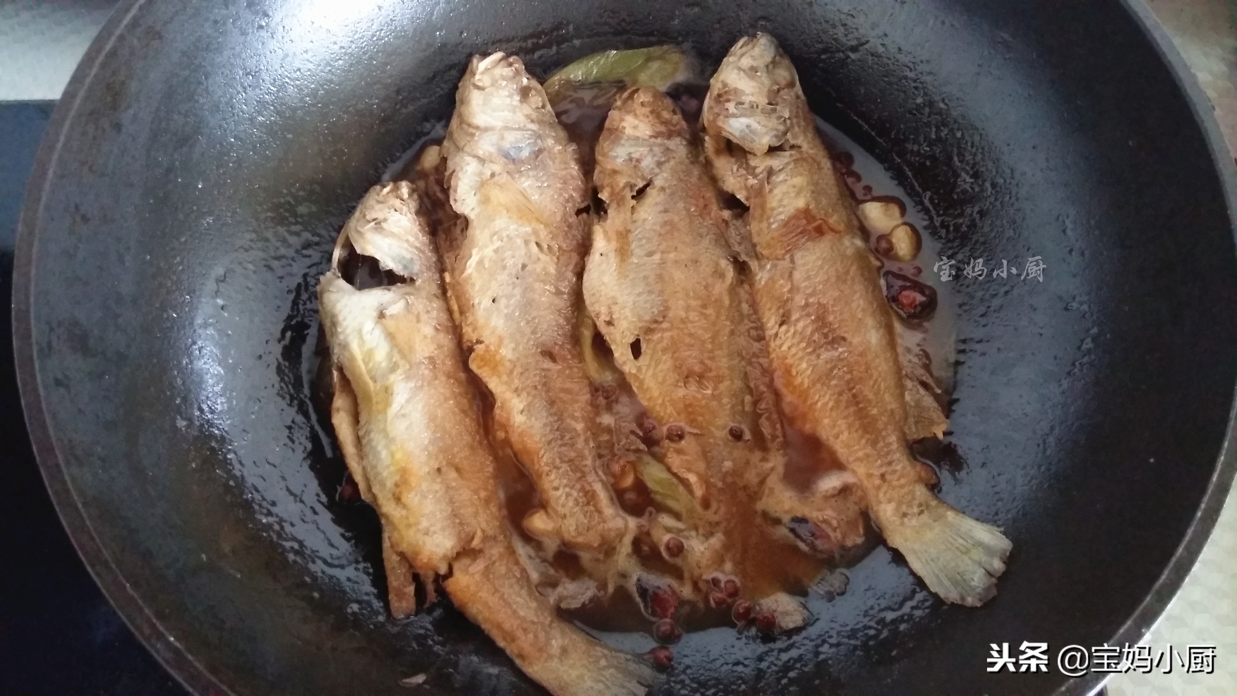 烧鱼用什么方法最少油,怎样烧鱼特别好吃又入味