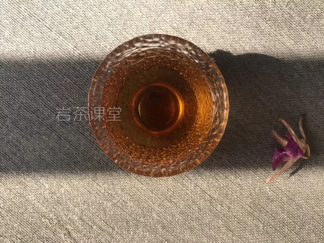 桐木关的红茶和云南红茶的区别,桐木关红茶是什么红茶