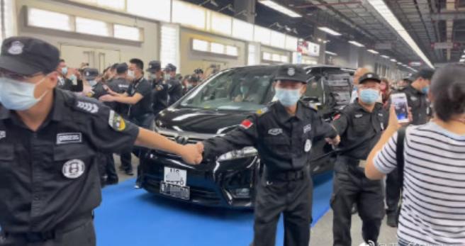 中港车货车司机一个月收入,中港车司机月收入