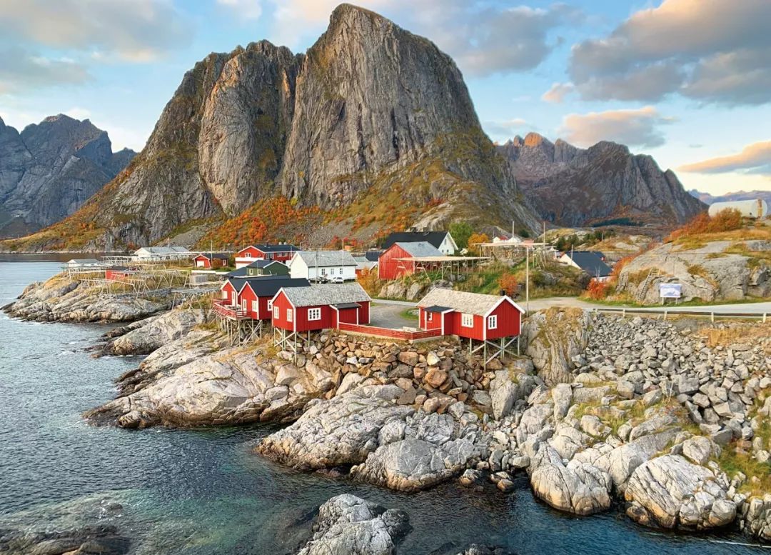 王霜在巴黎踢球的视频,王霜青岛合影