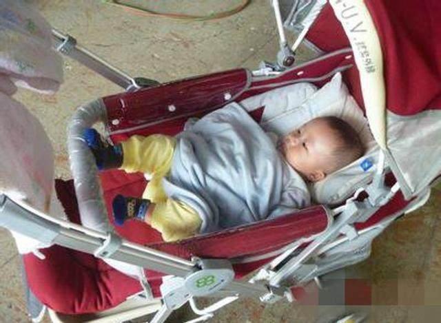 四个月婴儿脊柱变形怎么治疗,5个月宝宝脊柱发育错误