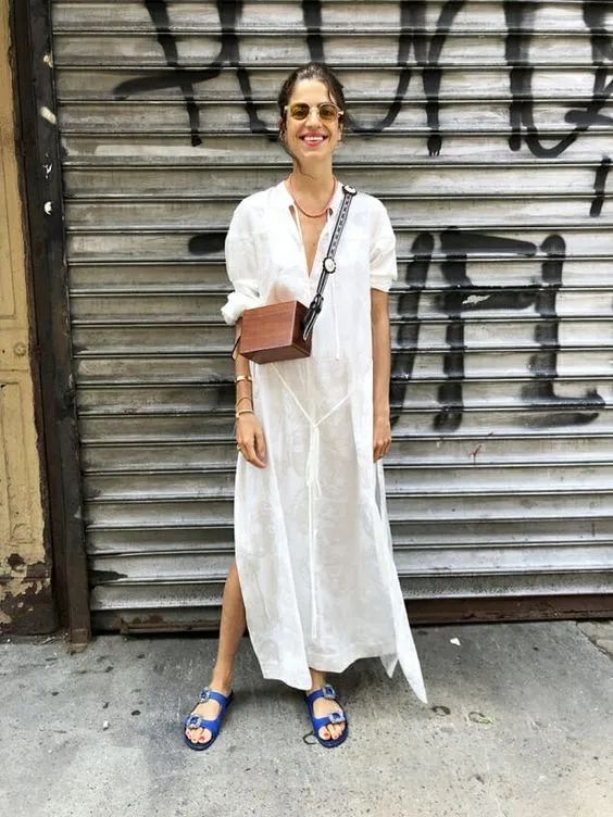 入夏凉拖怎么选,凉拖是选大一点的还是小一点的好