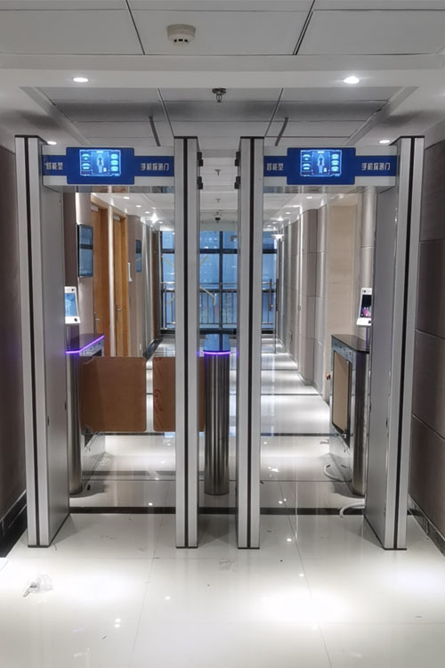 怎么避免手机探测门检测,如何躲过手机探测门的检查