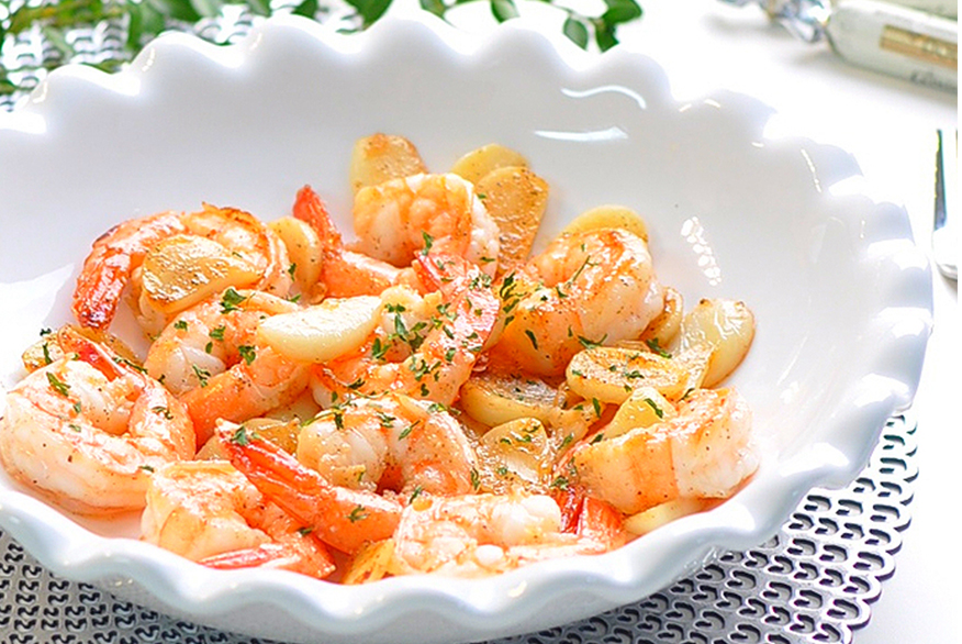 生吃冰冻虾怎么做简单又好吃,冷冻虾怎么煮好吃又简单