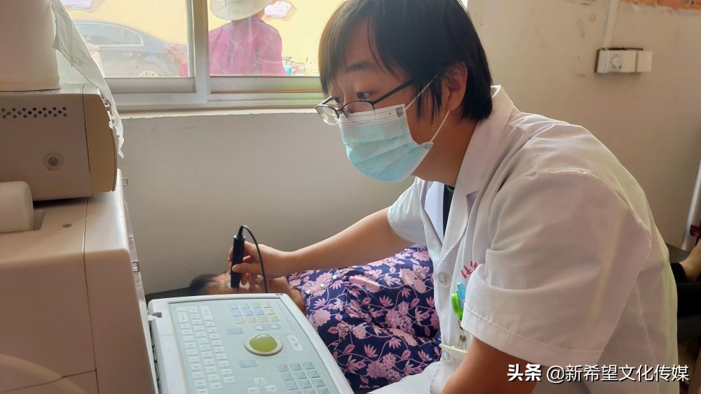 义诊活动暖人心健康扶贫在行动,莒县金康医院义诊活动大爱无边