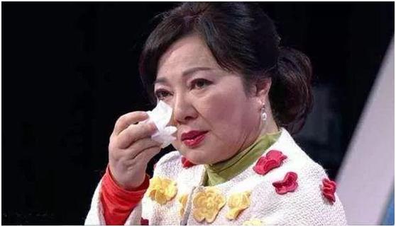 42岁白冰冰照片,26岁遭丈夫背叛