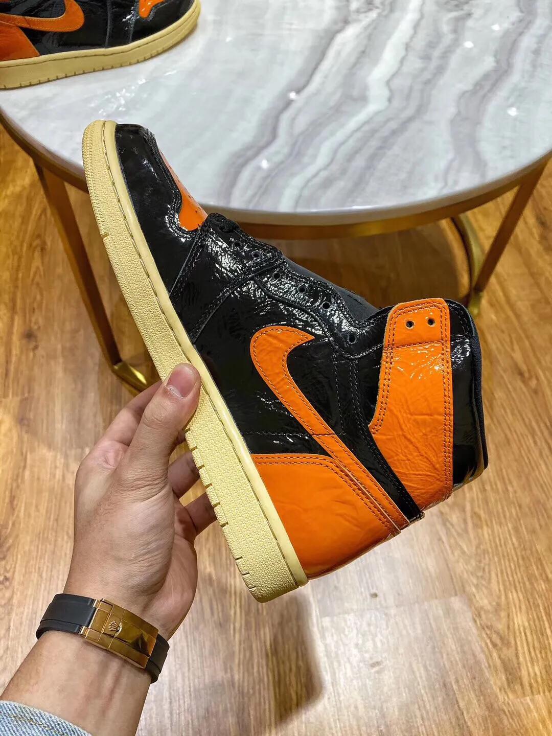 aj1猪油扣碎纯原怎么看,aj1猪油扣碎拆解