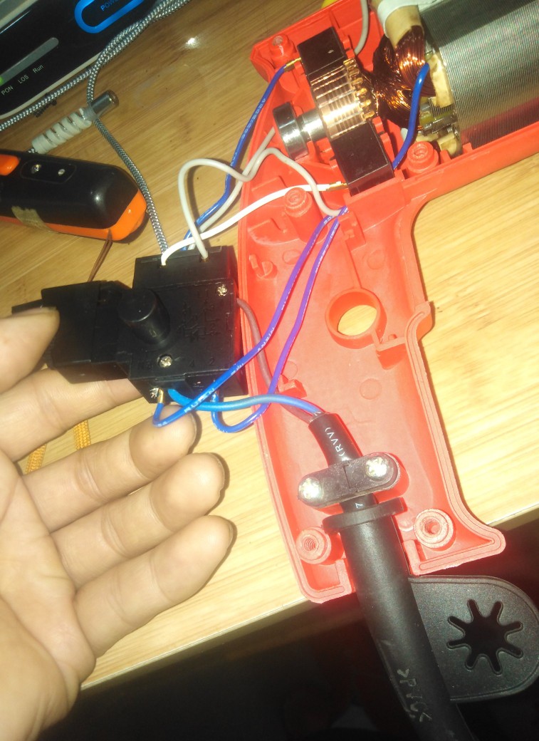 手电钻内部构造,手电钻的各组成部分图片