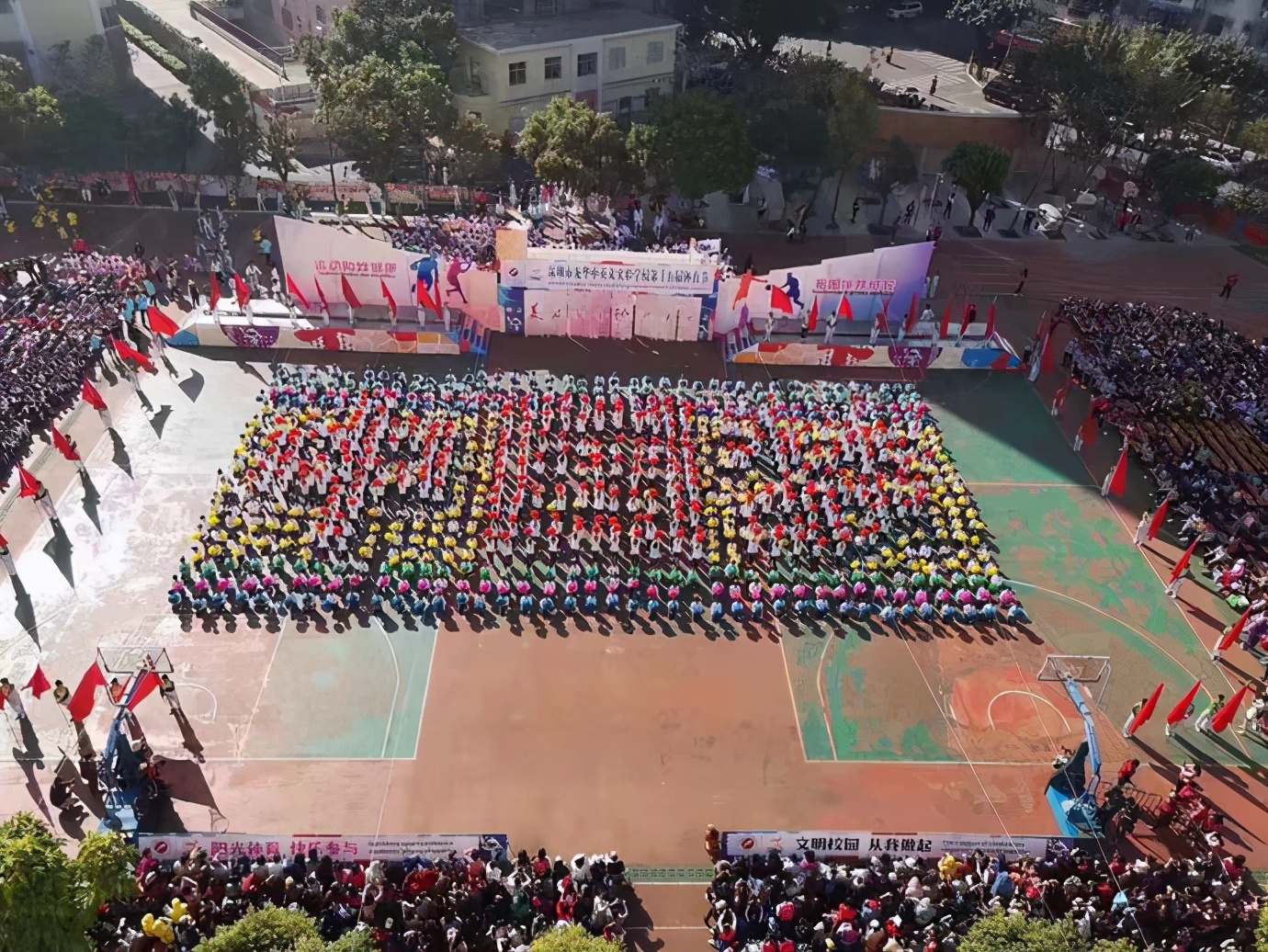 深圳2022民办高中学校学费标准,2021深圳民办高中录取分数线