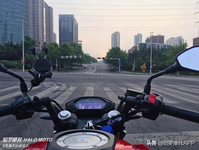 本田190暴风眼续航多少公里,本田190暴风眼和猛鸷哪个好