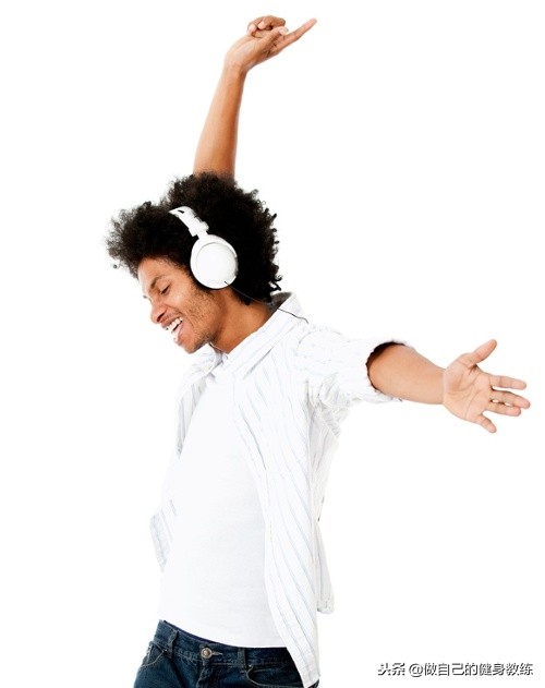 健身完一直耳鸣怎么回事,耳鸣老感觉嗡嗡嗡的是什么原因