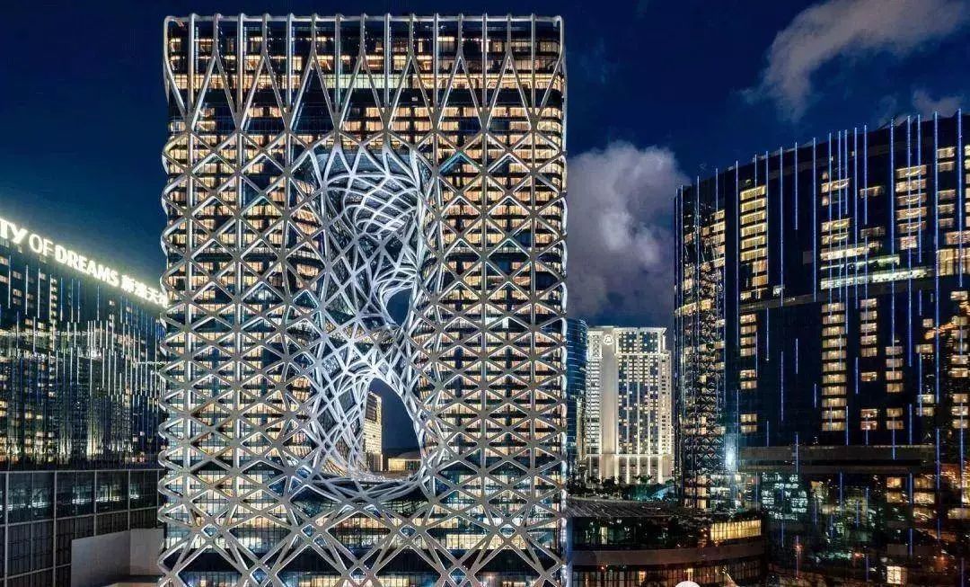 建筑女魔头扎哈哈迪德作品,建筑女魔头扎哈哈迪德解读建筑