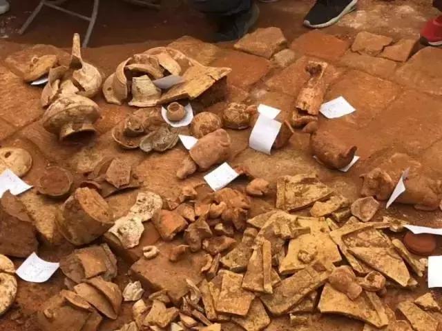 考古发掘的几个大墓,考古发掘古墓大学