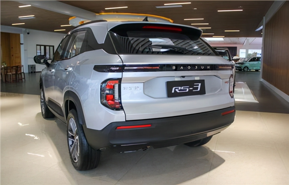 宝骏rs-3新年能卖多少辆,新宝骏rs-3最低价格