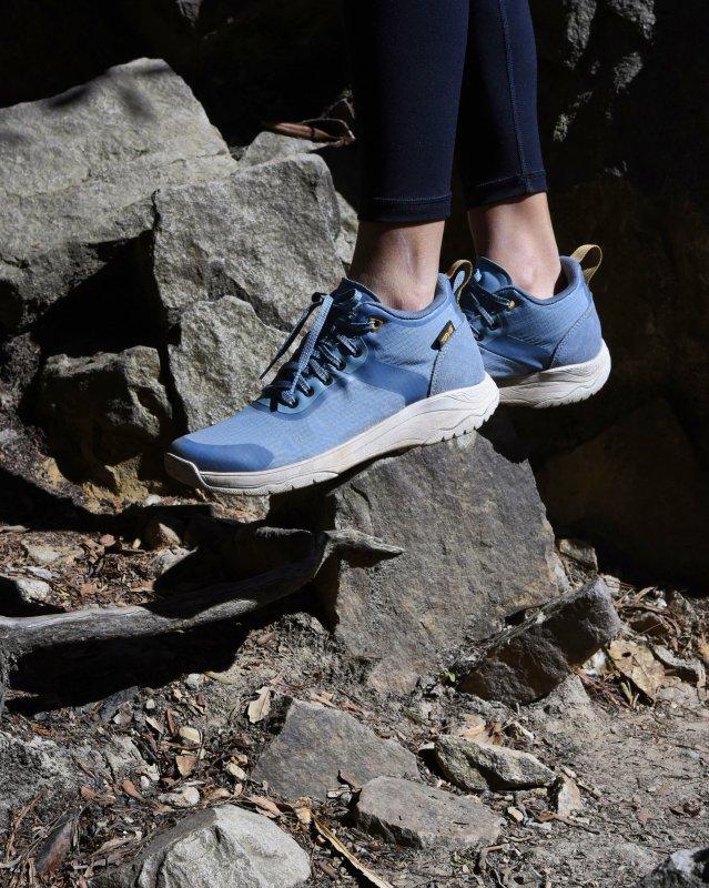 国货之光户外鞋测评,小姐姐测评鞋