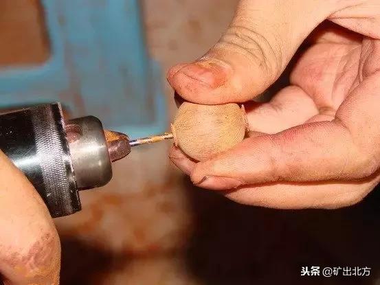 小叶紫檀原料到成品佛珠的流程,小叶紫檀佛珠加工全过程