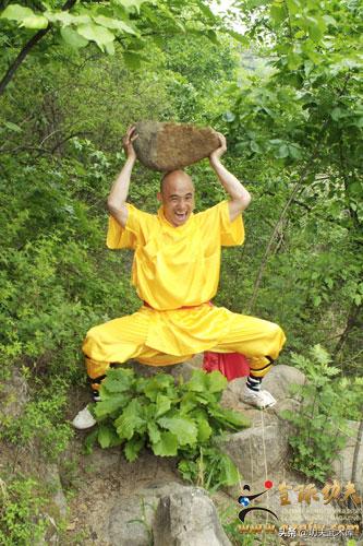 少林功夫第12绝技铁头功,少林绝学铁头功视频