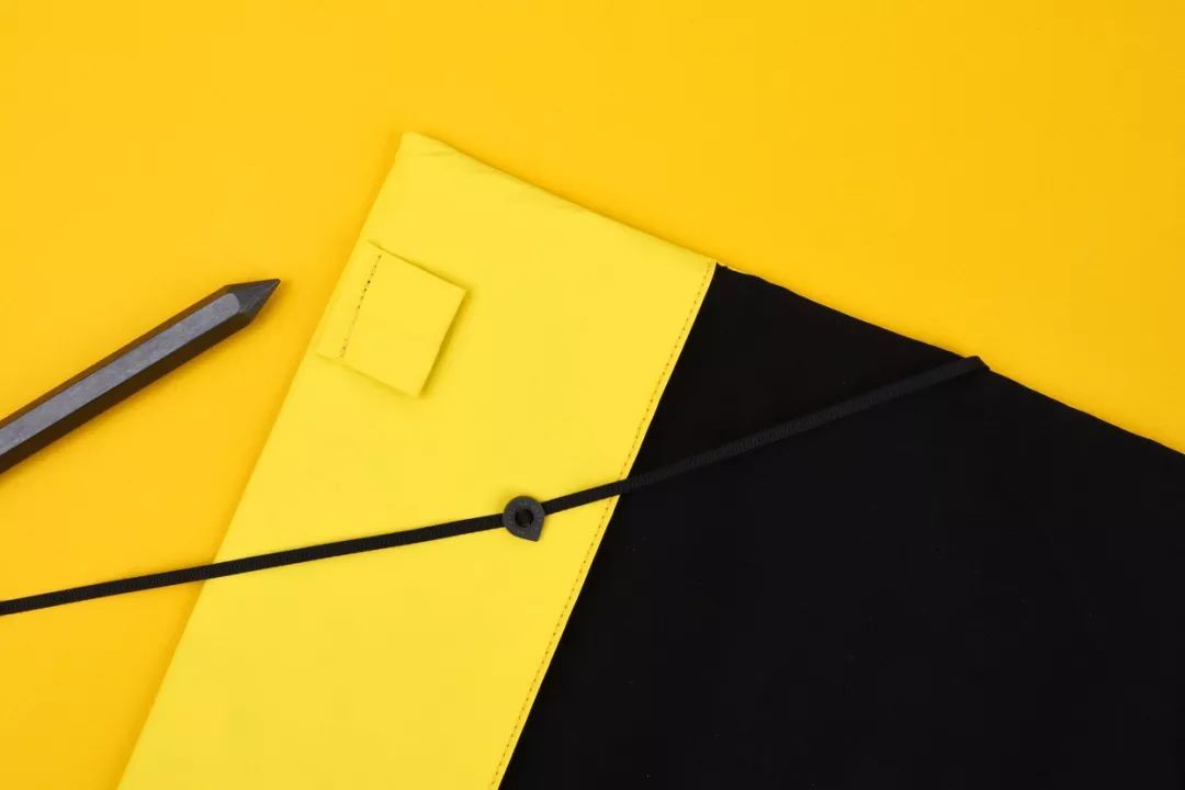 那本让王尔德堕落的“小黄书”