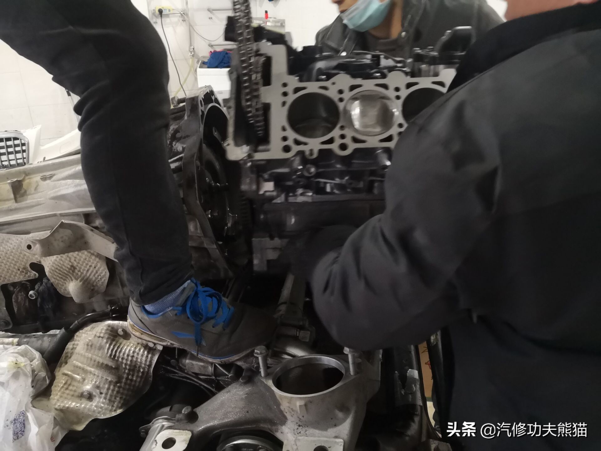 只因修烧机油却被人修到残废！4S拒修！一台奥迪Q7的重生路