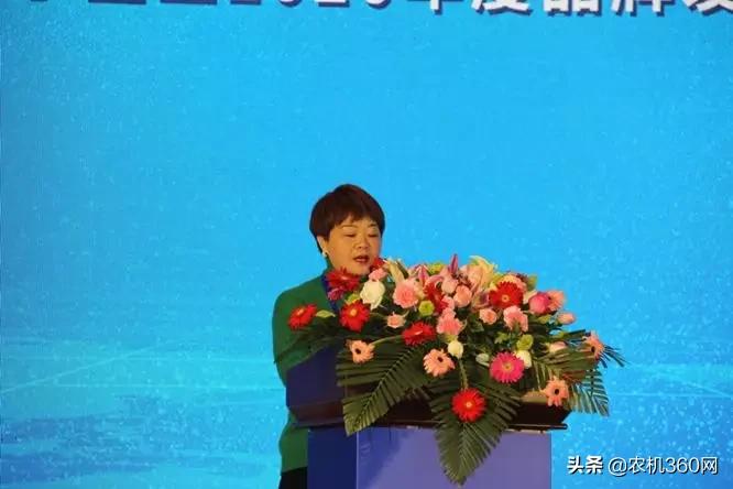 现场预收1.36亿元！经销商为啥这么信赖萨丁重工？